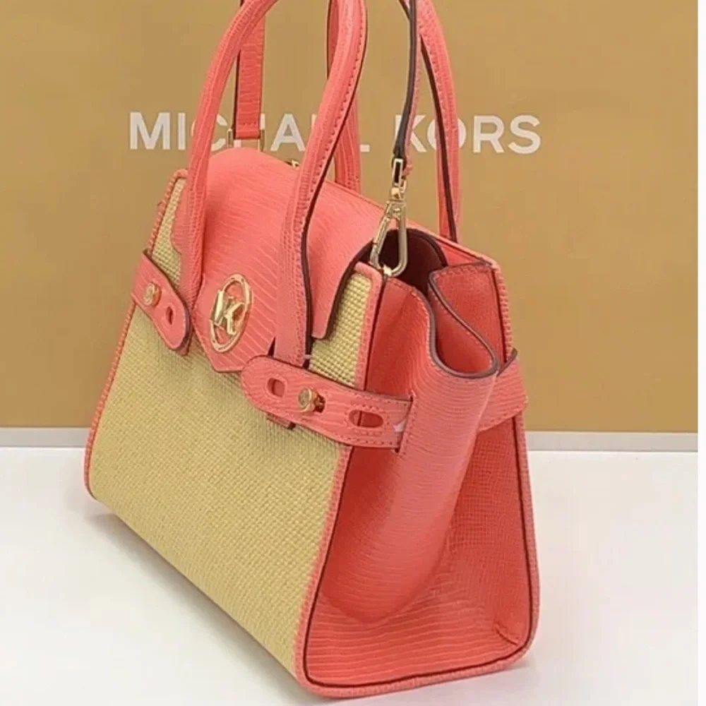 ⚠️HOLIDAY SALE ⚠️ MICHAEL KORS CARMEN MEDIUM FLAP SATCHEL GRAPEFRUIT
NWT - Picture 9 of 14